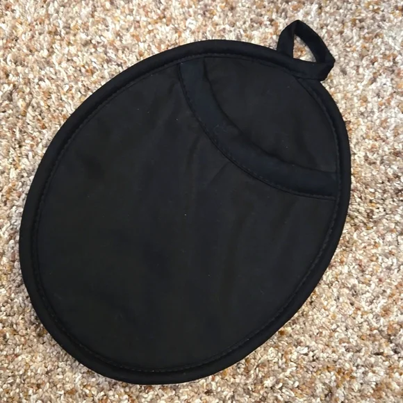 Pot Holder & Spoon - Picture 2 of 7